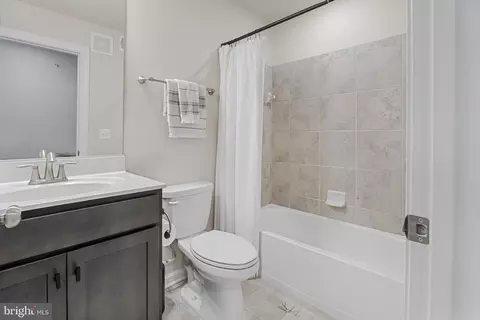 5934 Forum Sq, Frederick, MD 21703 photo 32