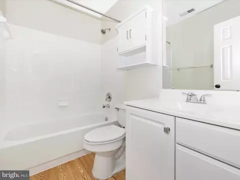 Bath - 5317 Duke Ct, Frederick, MD 21703 photo 3 of 3