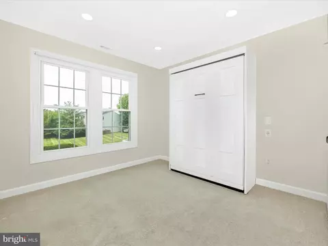 Bedroom - 5317 Duke Ct, Frederick, MD 21703 photo 5 of 6