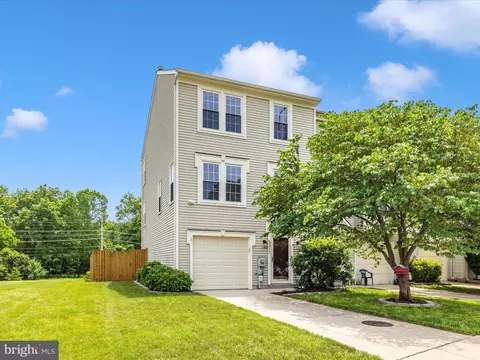 Exterior - 5317 Duke Ct, Frederick, MD 21703 photo 2 of 11