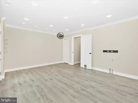 Living - 5317 Duke Ct, Frederick, MD 21703 photo 8 of 9