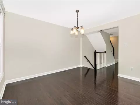 Living - 5317 Duke Ct, Frederick, MD 21703 photo 6 of 9