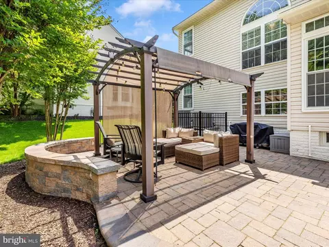 Exterior - 6470 Saddlebrook Ln, Frederick, MD 21701 photo 9 of 20