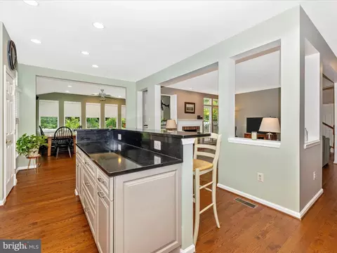 Kitchen - 6470 Saddlebrook Ln, Frederick, MD 21701 photo 3 of 5
