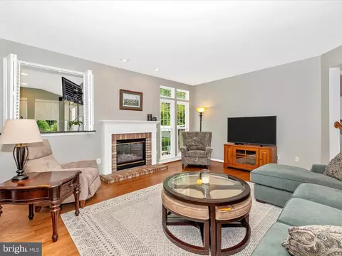 Living - 6470 Saddlebrook Ln, Frederick, MD 21701 photo 4 of 5