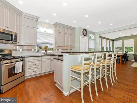 Kitchen - 6470 Saddlebrook Ln, Frederick, MD 21701 photo 2 of 5