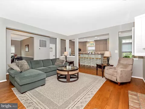 Living - 6470 Saddlebrook Ln, Frederick, MD 21701 photo 5 of 5