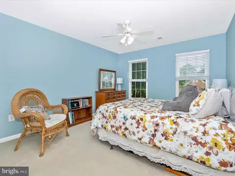 Bedroom - 6470 Saddlebrook Ln, Frederick, MD 21701 photo 5 of 8