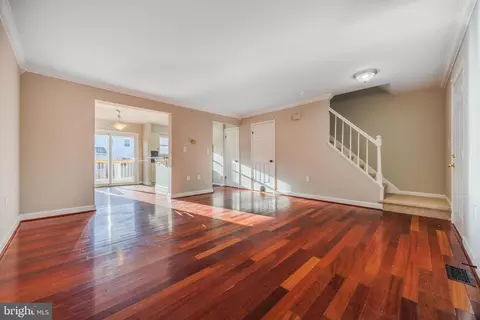 Living - 407 Megan Ct, Frederick, MD 21701 photo 2 of 4