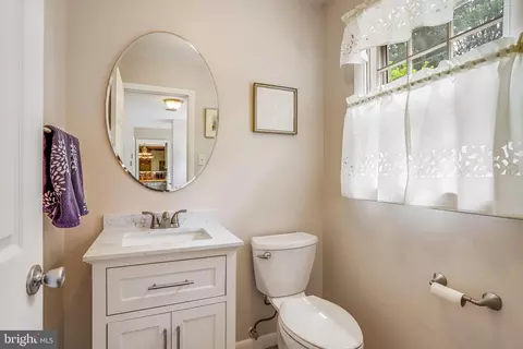 Bath - 5813 Meadow Dr, Frederick, MD 21702 photo 3 of 3