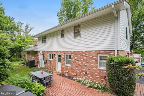 Exterior - 5813 Meadow Dr, Frederick, MD 21702 photo 1 of 3