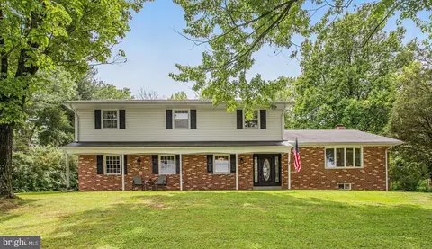 Exterior - 5813 Meadow Dr, Frederick, MD 21702 photo 3 of 3