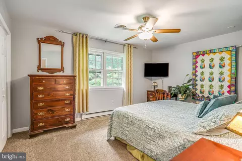 Bedroom - 5813 Meadow Dr, Frederick, MD 21702 photo 4 of 5