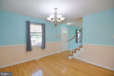 Entry Way - 29 Consett Pl #5-I, Frederick, MD 21703 photo 5 of 8