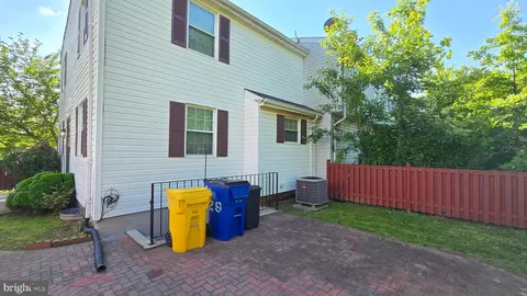 Exterior - 29 Consett Pl #5-I, Frederick, MD 21703 photo 8 of 9