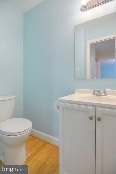 Bath - 29 Consett Pl #5-I, Frederick, MD 21703 photo 1 of 6