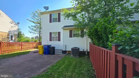 Exterior - 29 Consett Pl #5-I, Frederick, MD 21703 photo 9 of 9