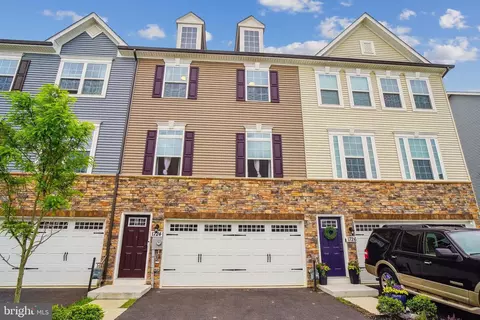 1724 Atlas Dr, Frederick, MD 21702
