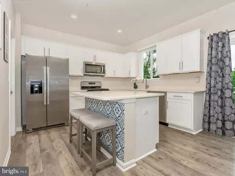 Kitchen - 5809 Zoe Ln, Frederick, MD 21704 photo 1 of 6