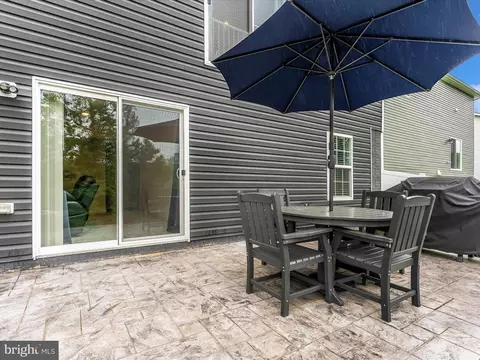 Exterior - 5809 Zoe Ln, Frederick, MD 21704 photo 4 of 14