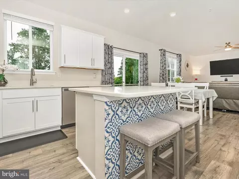 Kitchen - 5809 Zoe Ln, Frederick, MD 21704 photo 6 of 6