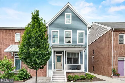 515 Klineharts Aly, Frederick, MD 21701