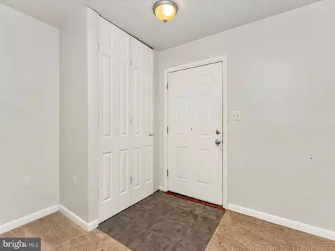 7324 E Springbrook Ct, Middletown, MD 21769 photo 3