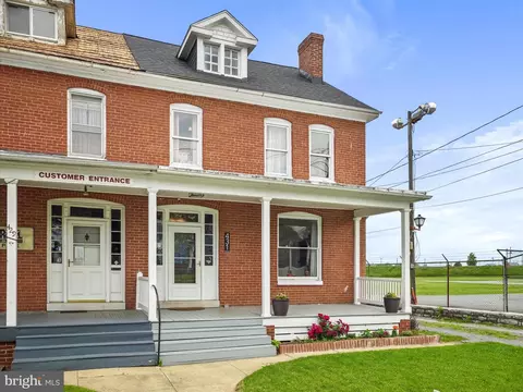 Exterior - 431 E Patrick St, Frederick, MD 21701 photo 2 of 9