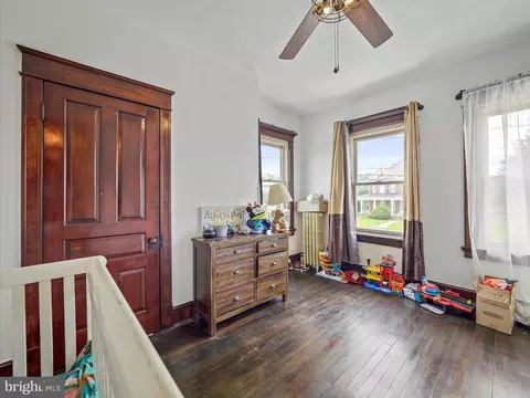 Bedroom - 431 E Patrick St, Frederick, MD 21701 photo 5 of 10