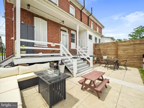 Exterior - 431 E Patrick St, Frederick, MD 21701 photo 4 of 9