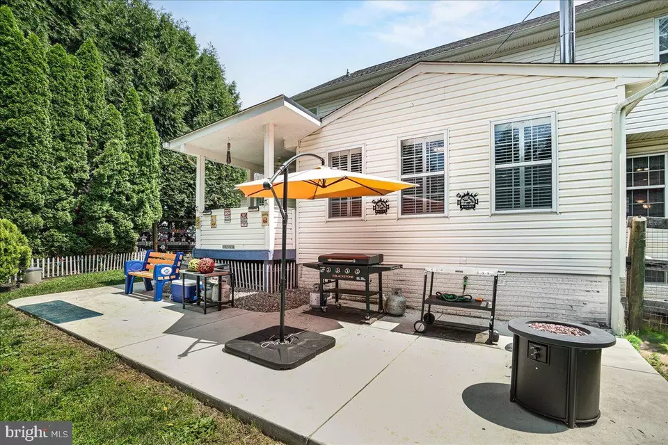 Exterior - 54 Saddleridge Ct, Myersville, MD 21773 photo 15 of 20