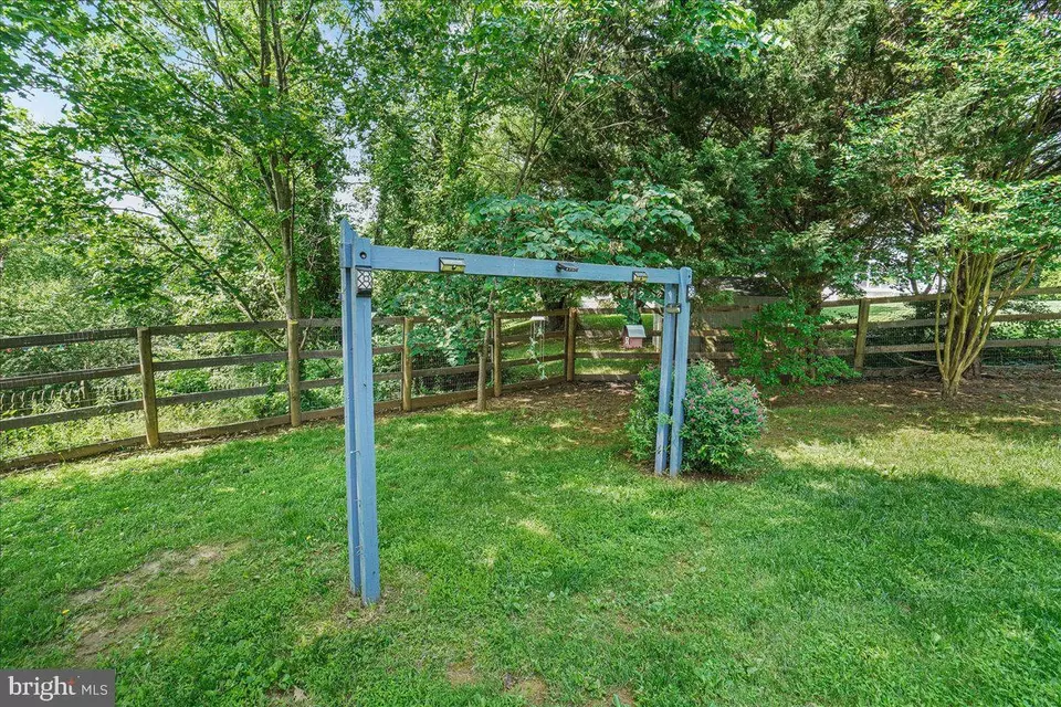 Exterior - 54 Saddleridge Ct, Myersville, MD 21773 photo 11 of 20