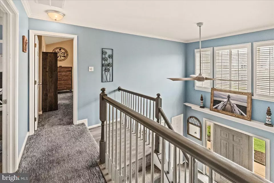 Entry Way - 54 Saddleridge Ct, Myersville, MD 21773 photo 9 of 10