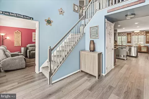 Entry Way - 54 Saddleridge Ct, Myersville, MD 21773 photo 1 of 10