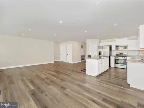 Living - 2598 Lamplighter Dr, Frederick, MD 21702 photo 9 of 10
