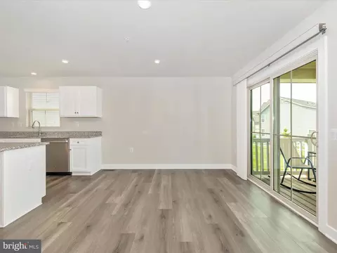 Living - 2598 Lamplighter Dr, Frederick, MD 21702 photo 8 of 10