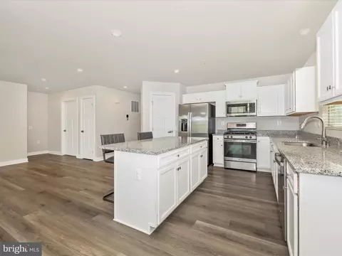 Kitchen - 2598 Lamplighter Dr, Frederick, MD 21702 photo 3 of 5