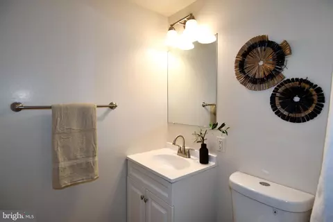 Bath - 501 Prospect Blvd #3C, Frederick, MD 21701 photo 2 of 2