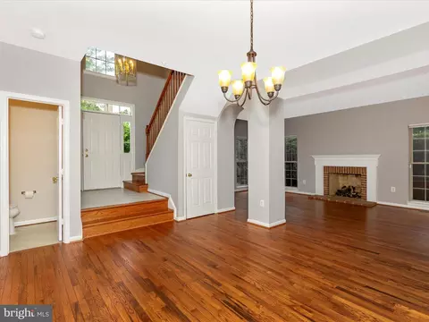 2209 Garden Ln, Frederick, MD 21701 photo 5