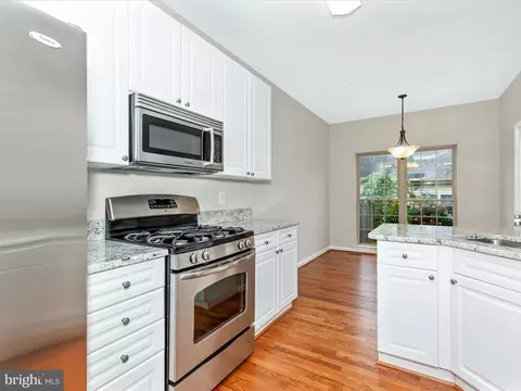 2209 Garden Ln, Frederick, MD 21701 photo 18