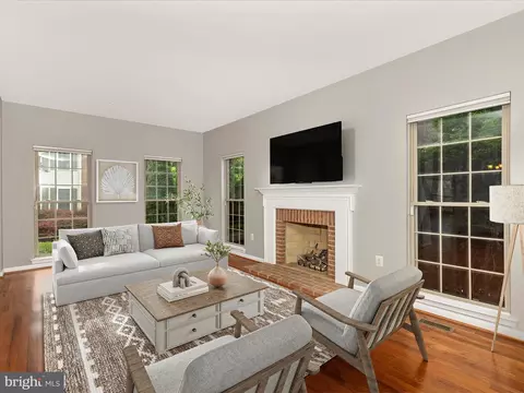 2209 Garden Ln, Frederick, MD 21701 photo 6
