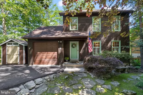 10696 Oakridge Ct, New Market, MD 21774