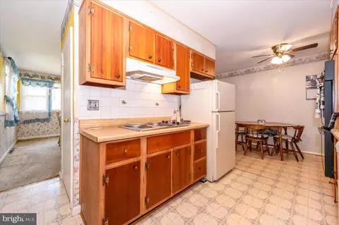 Kitchen - 6109 Ford Rd, Frederick, MD 21702 photo 5 of 6