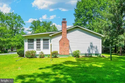 Exterior - 6109 Ford Rd, Frederick, MD 21702 photo 6 of 25