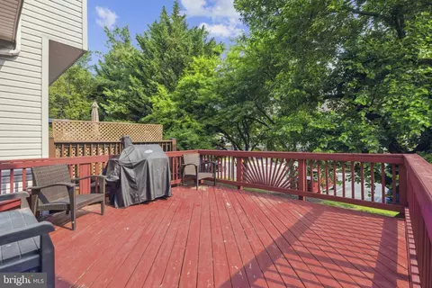 Exterior - 7140 Ladd Cir, Frederick, MD 21703 photo 2 of 6