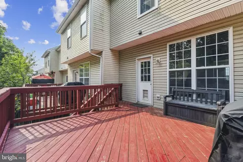 Exterior - 7140 Ladd Cir, Frederick, MD 21703 photo 3 of 6