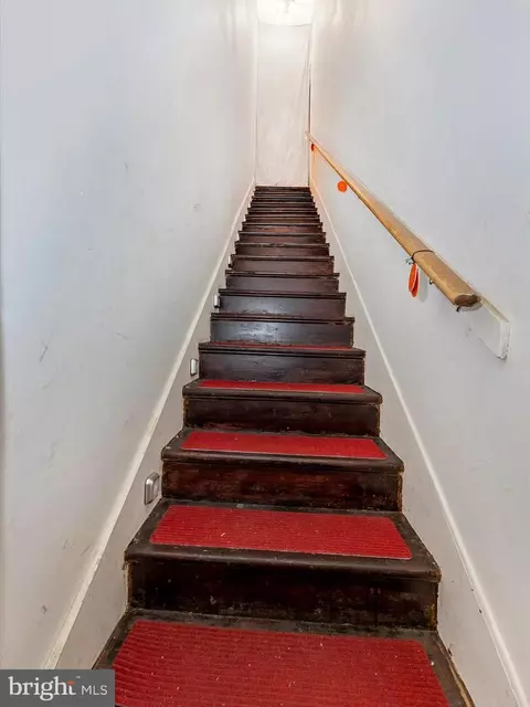 Entry Way - 21 E A St, Brunswick, MD 21716 photo 5 of 5