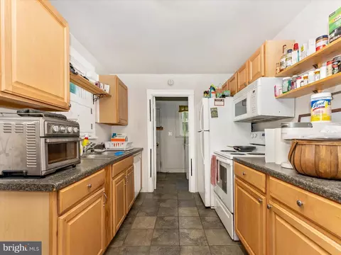 Kitchen - 21 E A St, Brunswick, MD 21716 photo 2 of 6