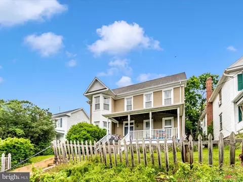 Exterior - 21 E A St, Brunswick, MD 21716 photo 14 of 14