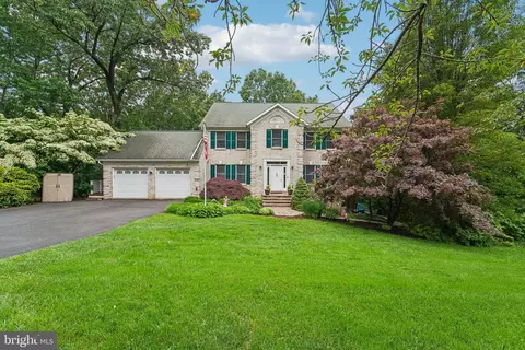 4270 Deborah Ct, Mount Airy, MD 21771